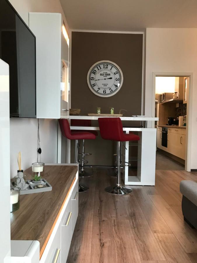 Stadthaus Artur - Apartment Madrid Remscheid Buitenkant foto